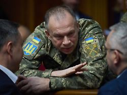 Armeechef Syrskyj vor Absetzung?: Machtkampf im eigenen Militär fordert Selenskyj heraus
