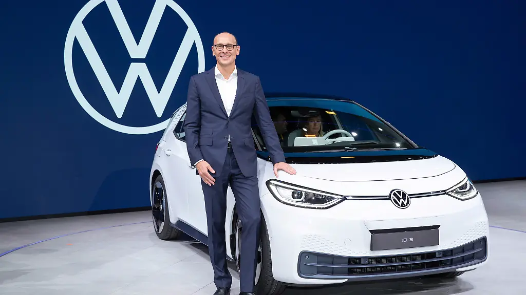 DB2019AL02084-medium