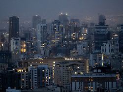 US-Militär greift im Iran an: Flugabwehr in Teheran im Einsatz