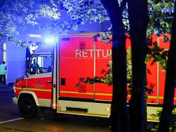 Folgenschwerer Crash: Zwölfjährige stirbt nach Geisterfahrer-Unfall auf A45