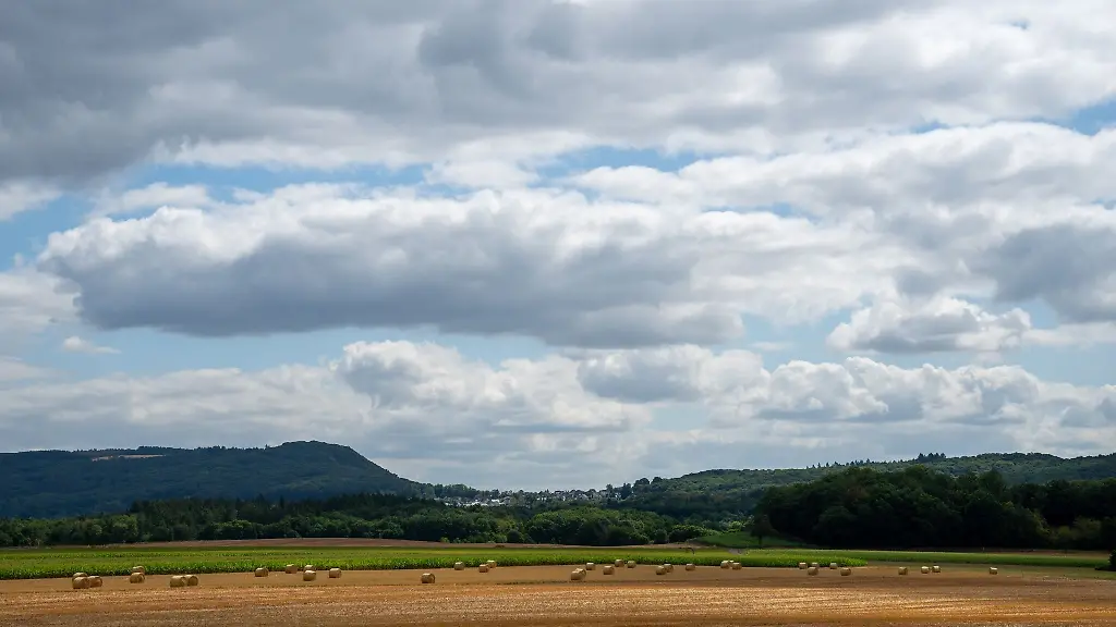 Mit-groesseren-Wolkenfeldern-startet-der-Mittwoch-im-Norden-von-Rheinland-Pfalz-und-dem-Saarland