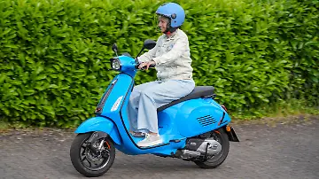 Vespa_Sprint_S_125_FotoRKM_01