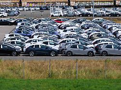 Besonders Autobauer zögern: US-Zölle hemmen Investitionen in Deutschland enorm