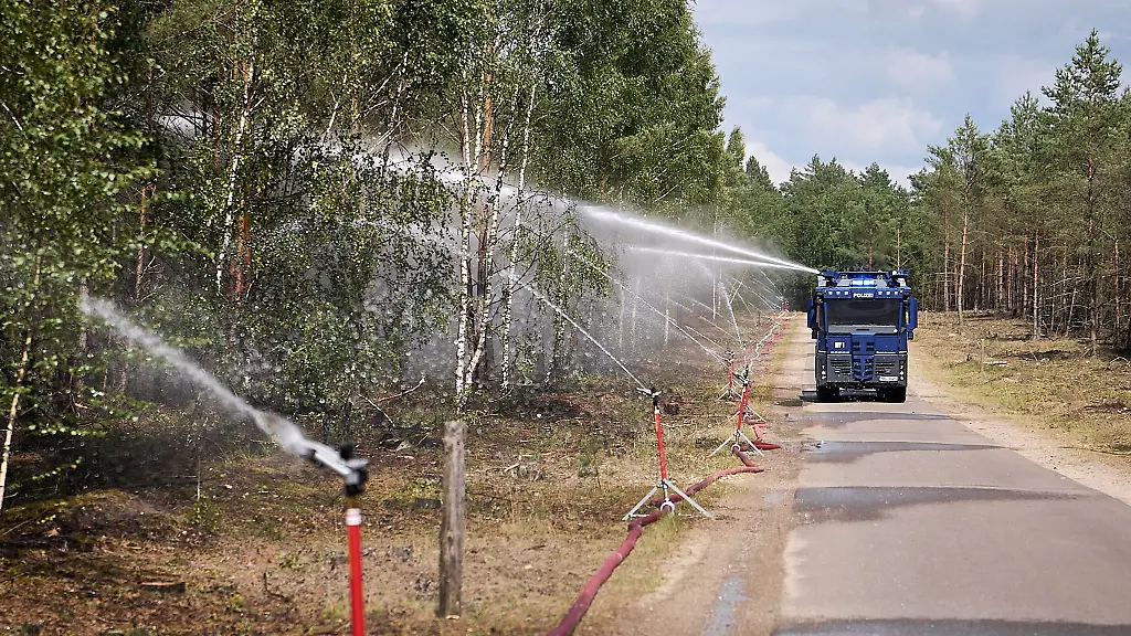 Der-Grossbrand-im-Mueritz-Nationalpark-hatte-rund-400-Hektar-in-Mitleidenschaft-gezogen