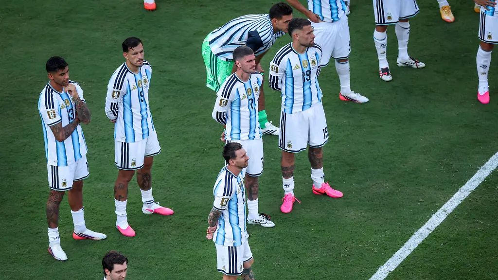 Spain-v-Argentina-Final-FIFA-World-Cup-WM-Weltmeisterschaft-Fussball-2026-Argentina-fans-react-after-the-FIFA-World-Cup-USA-2026-Final-match-between-Spain-and-Argentina-at-New-York-New-Jersey-Stadium-New-Jersey-USA-New-Jersey-United-States-PUBLICATIONxNOTxINxFRA-Copyright-xAymanxArefx-originalFilename-aref-notitle260719-npk0Q