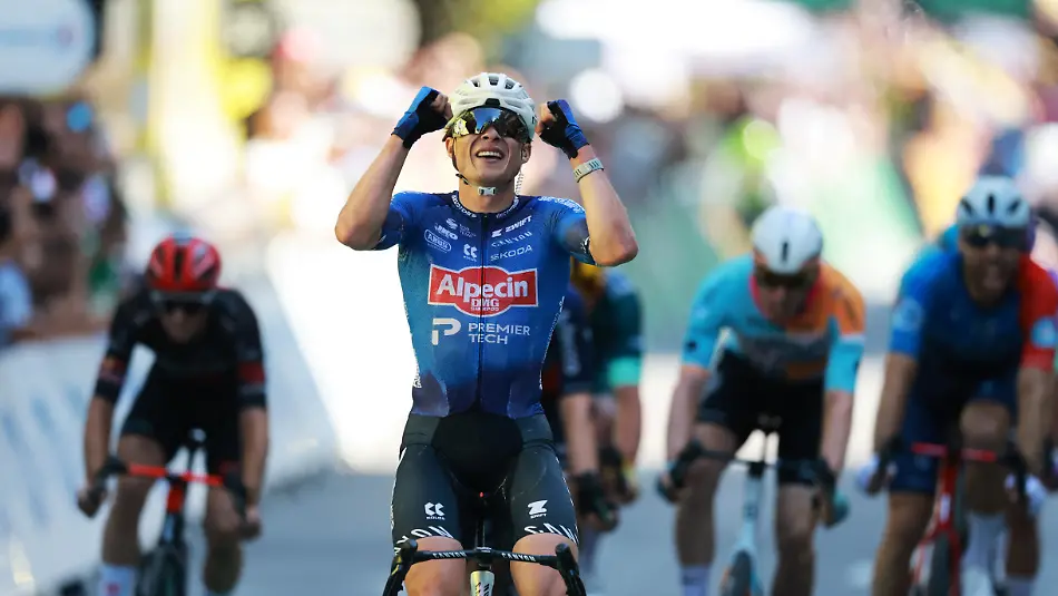 Cycling-Tour-de-France-Stage-17-Chambery-to-Voiron-Voiron-France-July-22-2026-Alpecin-Premier-Tech-s-Jasper-Philipsen-celebrates-winning-stage-17-REUTERS-Stephanie-Lecocq