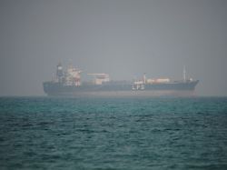 "Mit Raketen und Drohnen": Huthi greifen saudi-arabische Öltanker im Roten Meer an