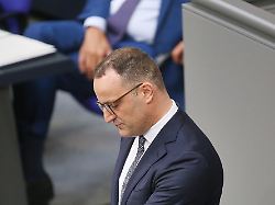 Bild: Berlin Tag & Macht: Jens Spahn in: Das Ende der Unverwundbarkeit