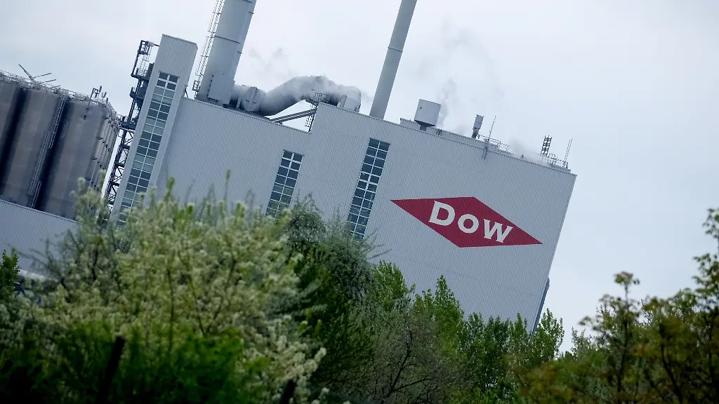 Die-Produktionsstaette-des-US-amerikanischen-Konzerns-Dow