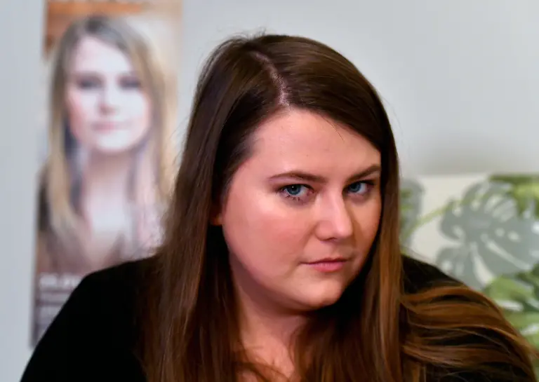 ABD0106-20161206-WIEN-OeSTERREICH-Natascha-Kampusch-am-Dienstag-6-Dezember-2016-anlaesslich-eines-Interviews-mit-der-APA-Austria-Presse-Agentur-in-Wien
