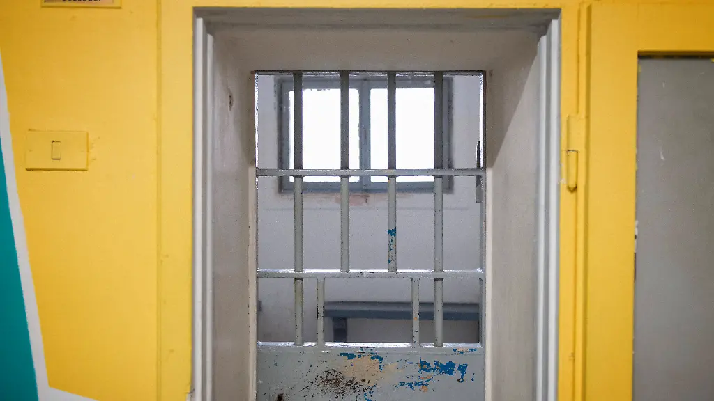 Europe-Italy-Lombardy-Milan-San-Vittore-Prison-HermesxMereghettix-xwww-hermesmereghetti