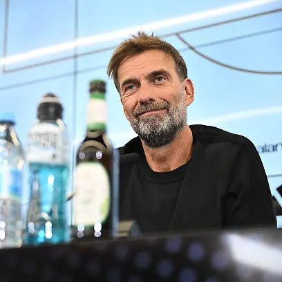 Fussball-DFB-Nationalmannschaft-Pk-zur-Vorstellung-des-neuen-Bundestrainers-Juergen-Klopp-spricht-bei-einer-Pressekonferenz