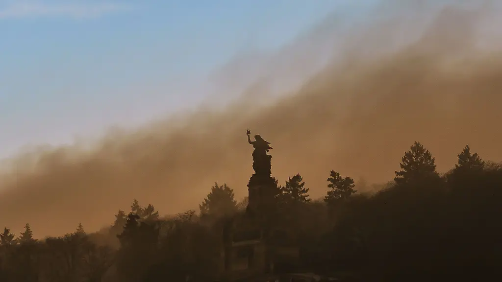 Zwischen-Montagabend-und-Dienstagmorgen-soll-das-Denkmal-beschmiert-worden-sein
