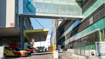 609015818