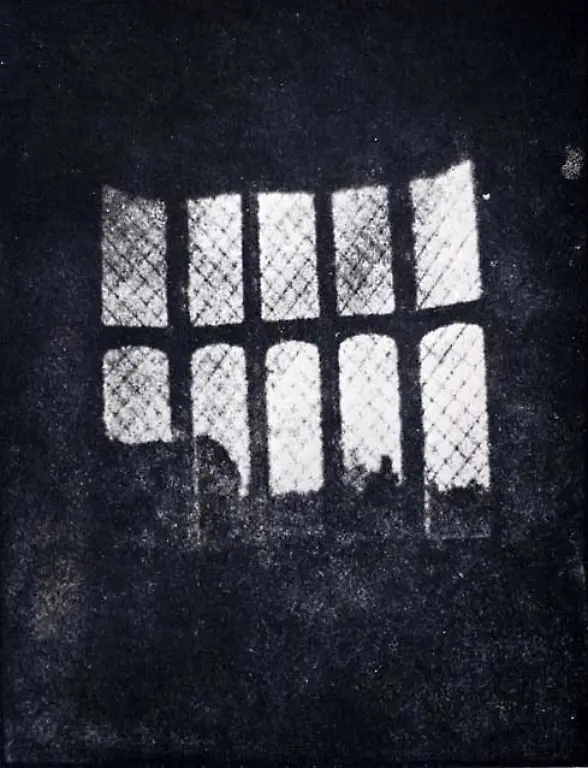 Latticed_window_at_lacock_abbey_1835