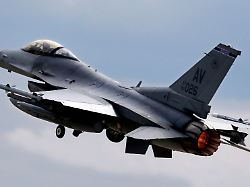 Von F-16-Kampfjet getroffen: Rumänien schießt zweite Drohne über Staatsgebiet ab