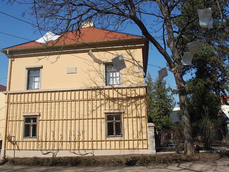 Das Liszt-Haus in Weimar erwartet in diesem Jahr deutlich mehr Besucher als sonst - zur Ausstellung gehören etliche Exponate aus dem Besitz des Komponisten.