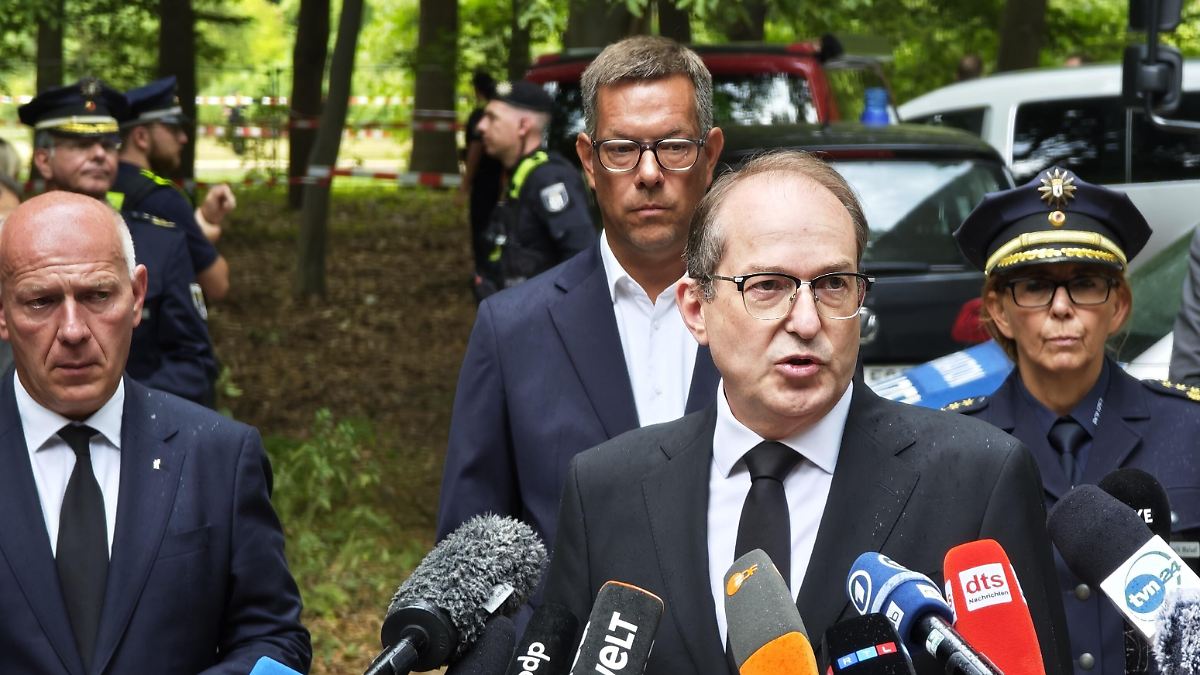 Perpetrator Also Used a Machete: Dobrindt Classifies the Bloody Attack as ...