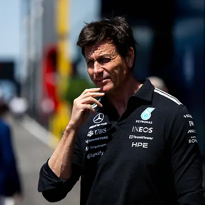 Toto-Wolff-Mercedes-AMG-Petronas-F1-Team-Teamchef-HUN-Formel-1-Weltmeisterschaft-Grand-Prix-von-Ungarn-Hungaroring-Budapest-Rennen-Saison-2026-26-07-2026-HUN-Formel-1-Weltmeisterschaft-Grand-Prix-von-Ungarn-Hungaroring-Budapest-Rennen-Saison-2026-26-07