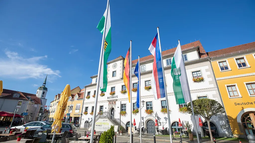 Die-Jury-lobte-das-strategische-Konzept-der-Brigitte-Reimann-Stadtbibliothek-in-Hoyerswerda