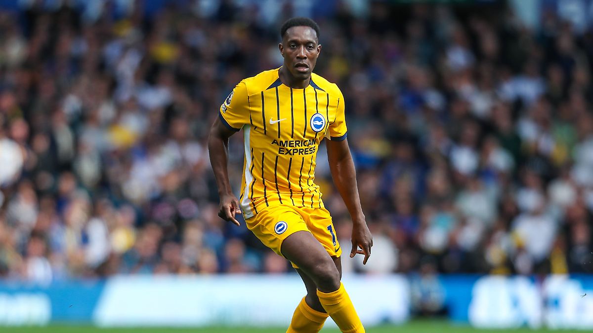 Transfer ticker: Danny Welbeck moves to Chelsea FC