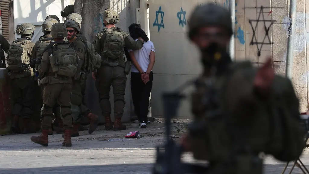 609449798