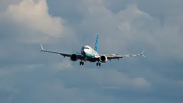 2025-04-23T012128Z_1479974488_RC2C3EA1M9T6_RTRMADP_3_USA-TRUMP-TARIFFS-CHINA-BOEING