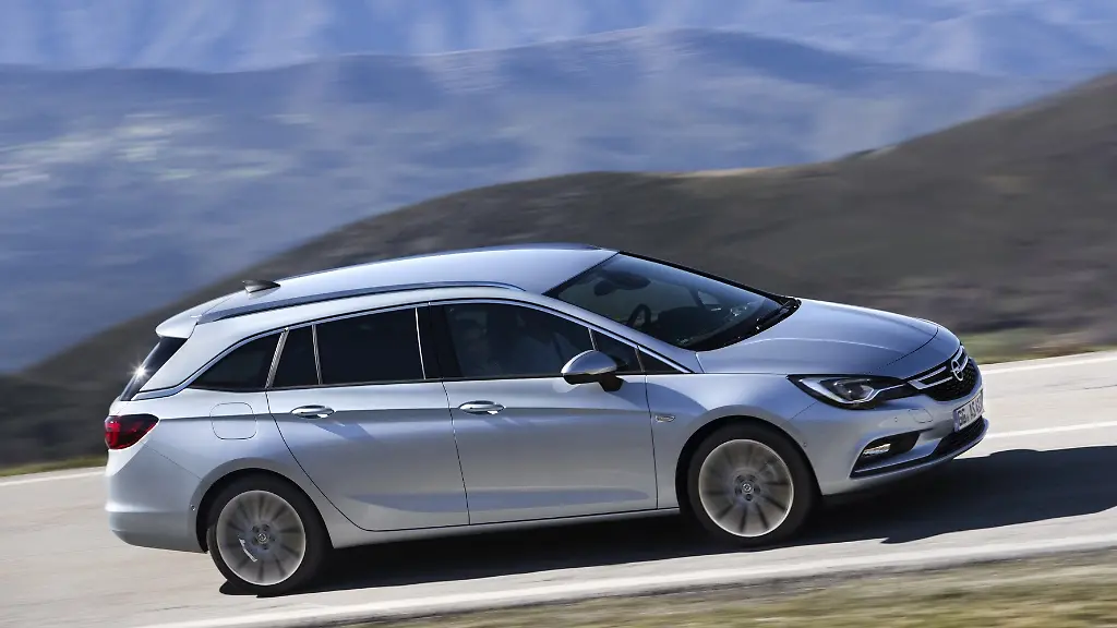 Den-Opel-Astra-K-gab-es-auch-als-Kombi