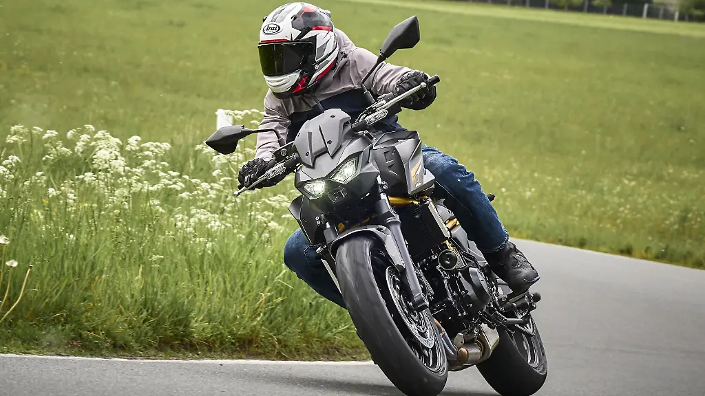 In-diesem-Jahr-hat-Kawasaki-ihren-mittleren-Z-Modell-Z650-S-ein-veritables-Upgrade-spendiert
