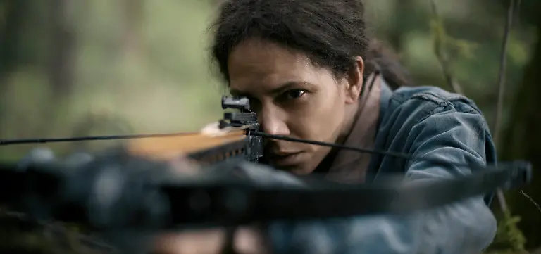 MOTHER-LAND-NEVER-LET-GO-2024-de-Alexandre-Aja-Halle-Berry