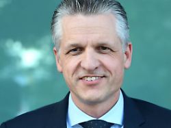Keine Abrechnung mit Merz: Unionsfraktion wählt Thorsten Frei mit großer Mehrheit zum neuen Vorsitzenden