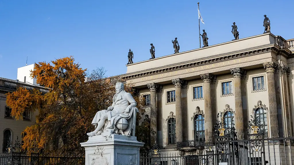 Studentische-Mitarbeiterinnen-und-Mitarbeiter-an-den-Berliner-Hochschulen-bekommen-eine-Gehaltserhoehung