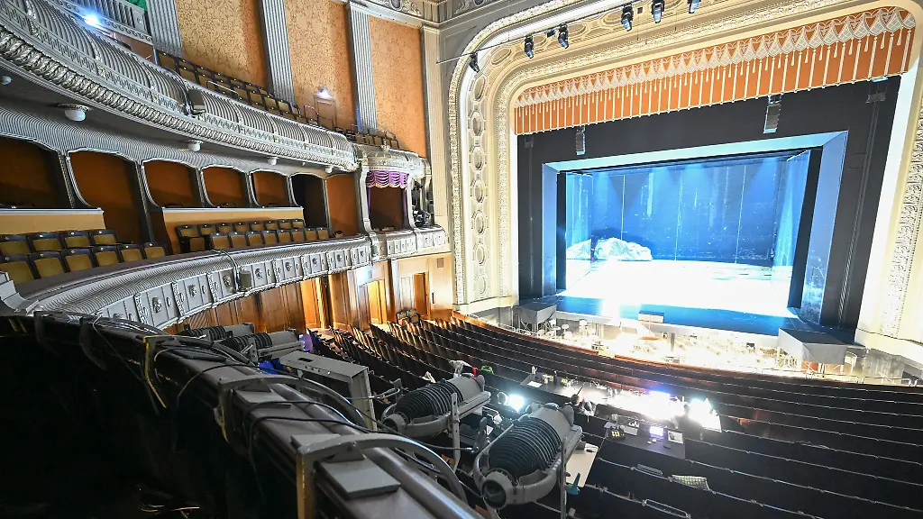 Das-Opernhaus-in-Stuttgart-ist-stark-sanierungsbeduerftig-Wie-genau-die-Sanierung-aber-ablaufen-soll-ist-strittig