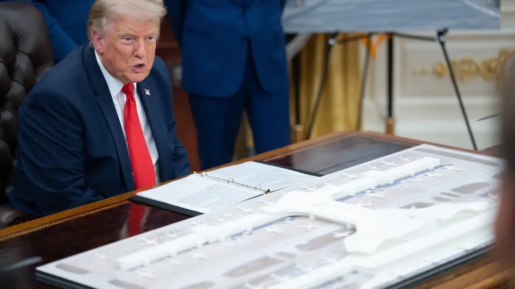 United-States-President-Donald-J-Trump-gives-remarks-in-the-Oval-Office-of-the-White-House-in-Washington-DC-USA-on-Wednesday-July-29-2026-President-Trump-is-expected-to-announce-a-redesign-and-overhaul-of-Dulles-International-Airport-in-Northern-Virginia