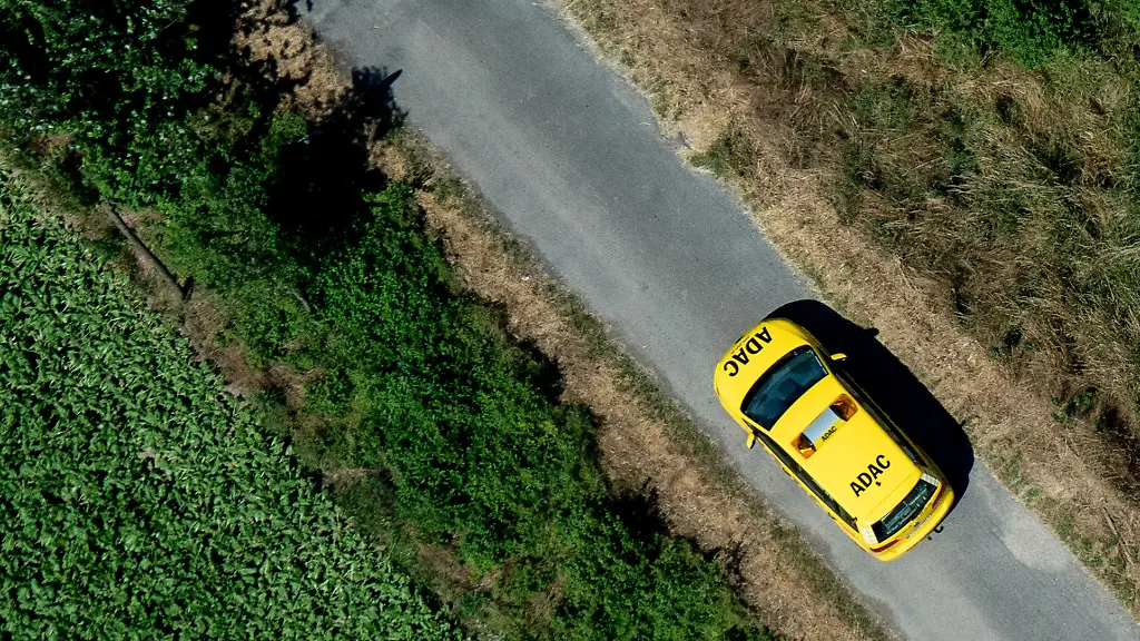 Die-ADAC-Strassenwacht-muss-wegen-der-aktuellen-Hitzewelle-haeufiger-ausruecken
