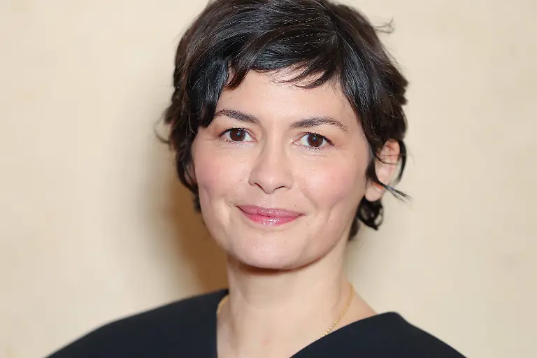 Audrey-Tautou-attending-the-Jacquemus-Menswear-Fall-Winter-2025-2026-show-as-part-of-Paris-Fashion-Week-on-January-26-2025-in-Paris-France