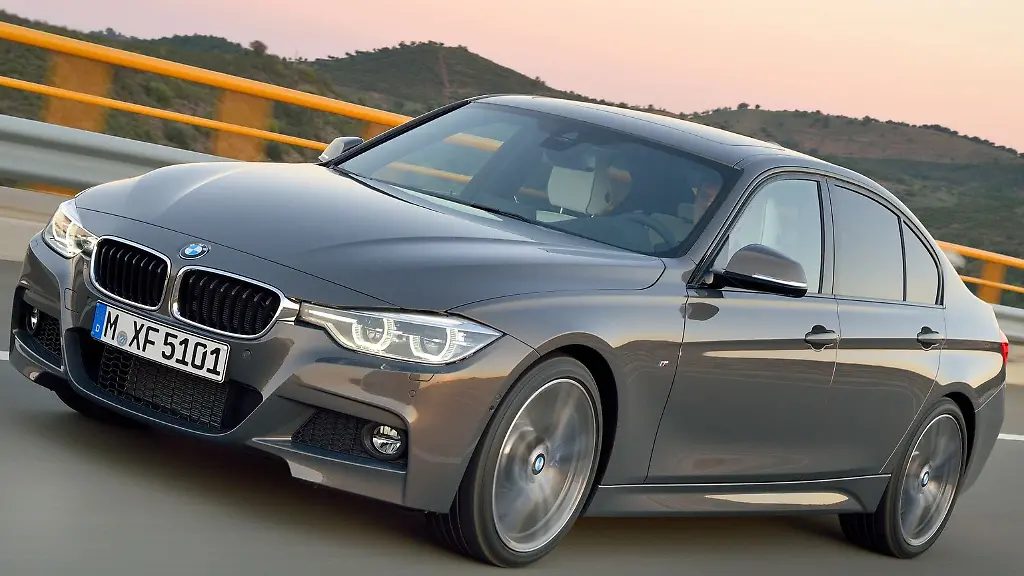 Es-lebe-der-Sport-Ein-dynamischer-Auftritt-gehoert-seit-jeher-zur-DNA-der-3er-Reihe-von-BMW