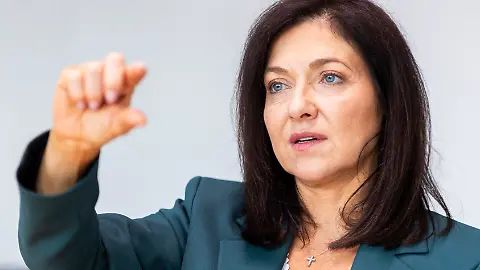 epi_1052234810_DPA BF_oiiczwdjda-v3-ax-ms6144.jpg_Interview mit Bundes