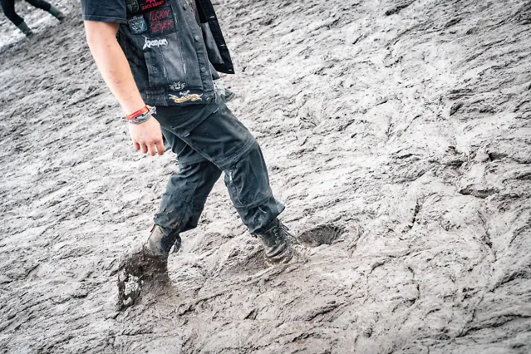 Wacken-Open-Air-Festival-2025-WOA-2025-Blick-auf-das-Festivalgelaende-icensed-for-editorial-use-only-Not-permitted-for-use-in-commercial-products-including-books-calendars-or-merchandise-Nur-fuer-redaktionelle-Nutzung-Keine-Verwendung-in-kommerziellen-Produkten-einschliesslich-Buechern-Kalendern-oder-Merchandising