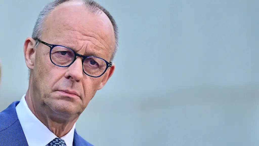 Der-Kanzler-tauscht-nun-auch-eine-Abteilungsleiterin-im-Kanzleramt-aus