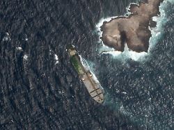 Treibt vor Küste des Oman: Umweltkatastrophe durch russischen Schattenflottentanker droht