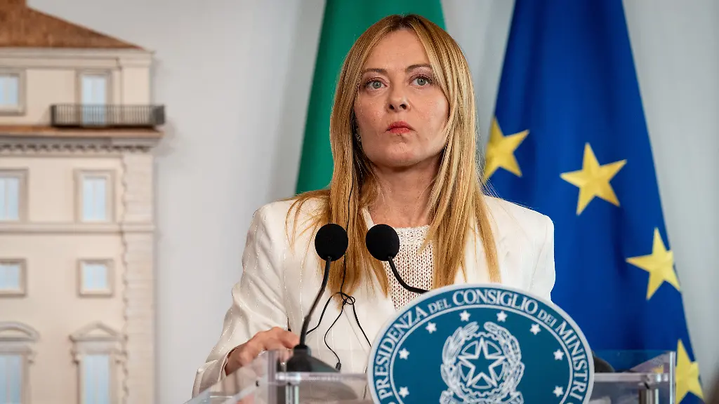 Italian-Prime-Minister-Giorgia-Meloni-and-the-Prime-Minister-of-Portugal-LuA-s-Montenegro-address-a-press-conference-after-the-meeting-at-Palazzo-Chigi-in-Rome-Italy-on-20-July-2026
