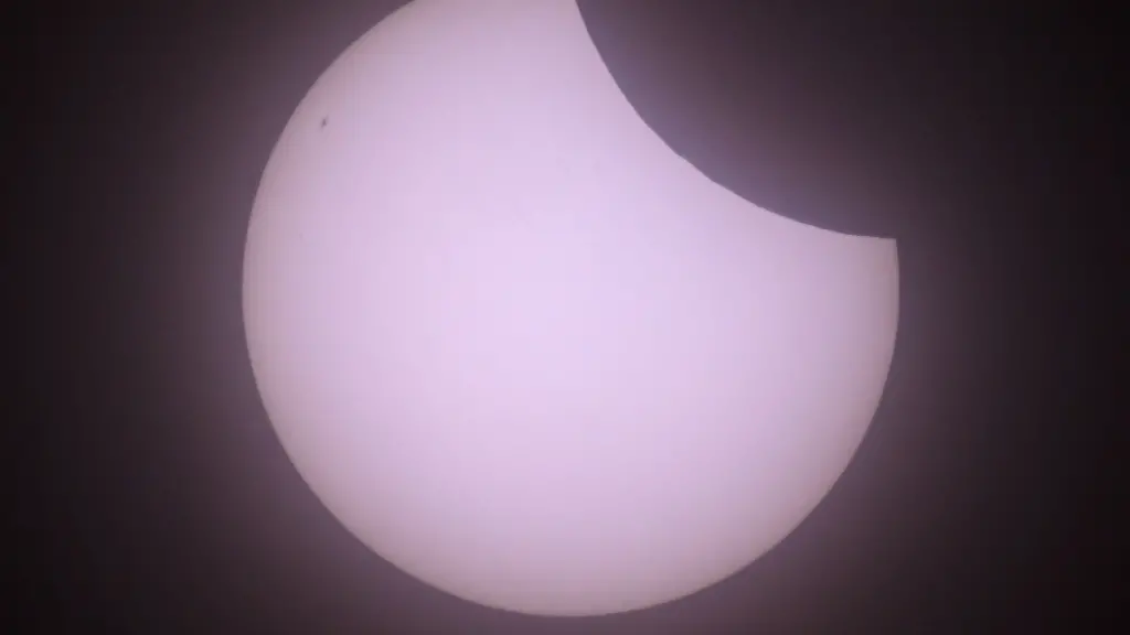Die-letzte-partielle-Sonnenfinsternis-in-Deutschland-war-Ende-Maerz-2025-zu-erleben-Bei-einem-solchen-Ereignis-schiebt-sich-der-Mond-vor-die-Sonne