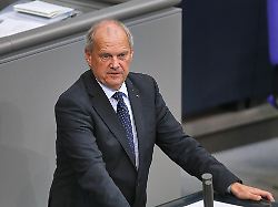 "Unheimlich erleichtert" : Doch-nicht-Verkehrsminister Güntzler lobt Merz' Reaktion