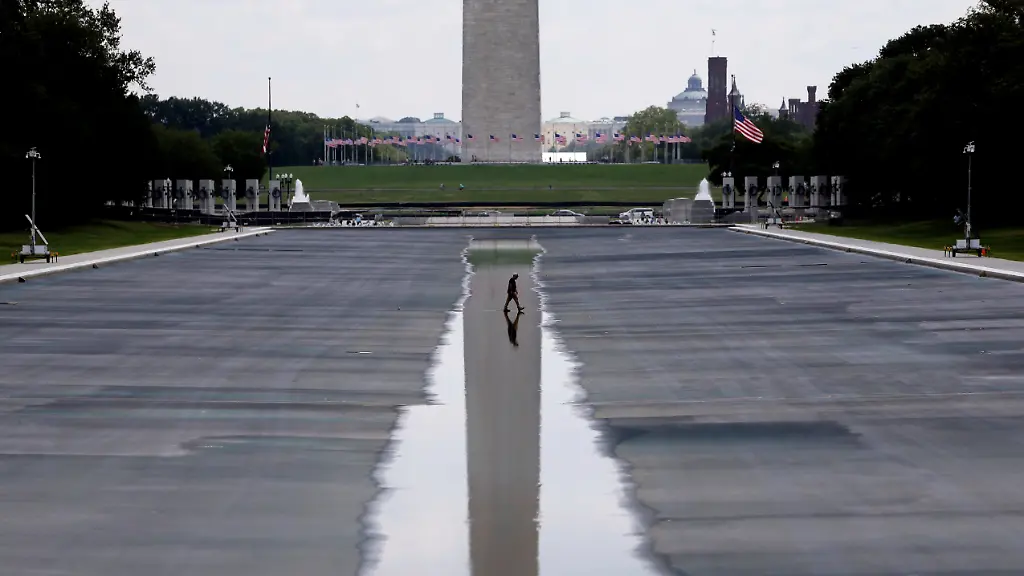 The-Washington-Monument-is-seen-in-the-background-of-the-now-drained-Lincoln-Memorial-Reflecting-Pool-Wednesday-July-29-2026-in-Washington