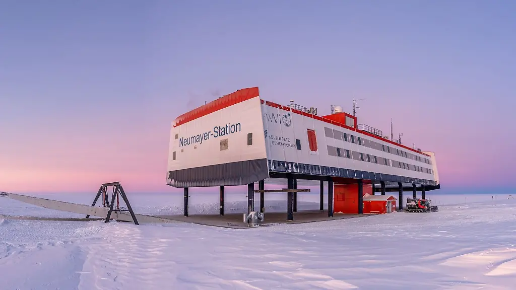 In-der-Neumayer-Station-III-in-der-Antarktis-lebt-zurzeit-das-46-Ueberwinterungsteam