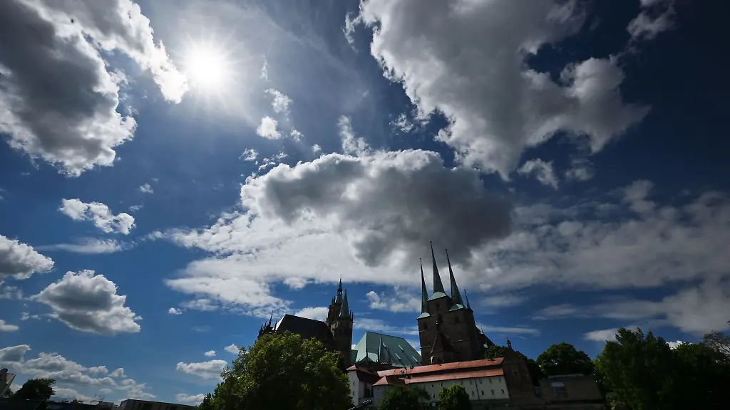 Unwetter-folgen-auf-viel-Sonnenschein-zum-Beginn-der-kommenden-Woche