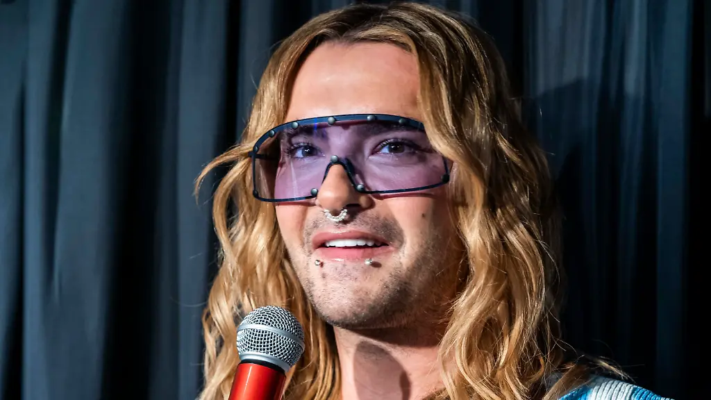 ABB-WACHSKAULITZ-Bill-Kaulitz-praesentiert-seinen-Dobelgaenger-aus-Wachs-bei-dem-Event-Release-der-Wachsfiguren-von-Bill-und-Tom-Kaulitz-im-Madame-Tussauds-in-Berlin-am-12-07