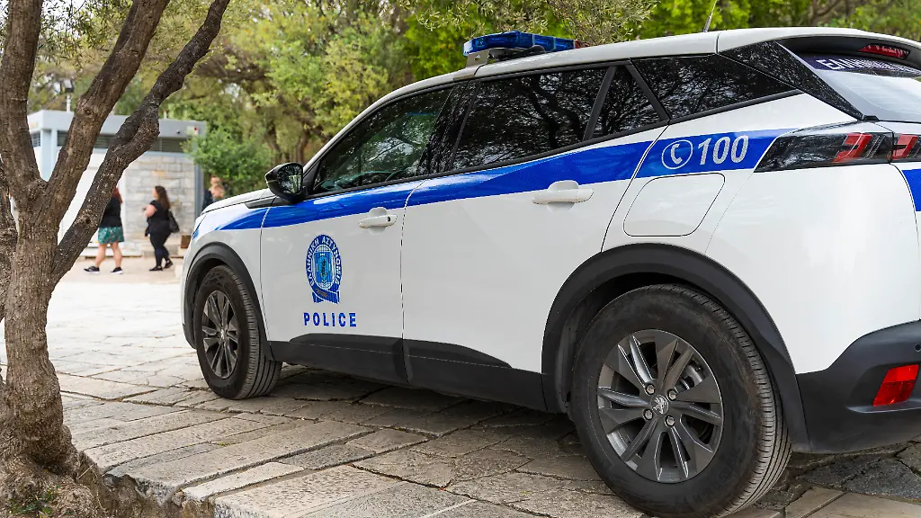Ein-Auto-der-Polizei-in-Griechenland