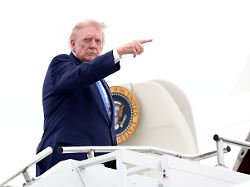 Nach verkündeter Angriffspause: Trump kündigt zu Wochenbeginn neue Gespräche mit dem Iran an